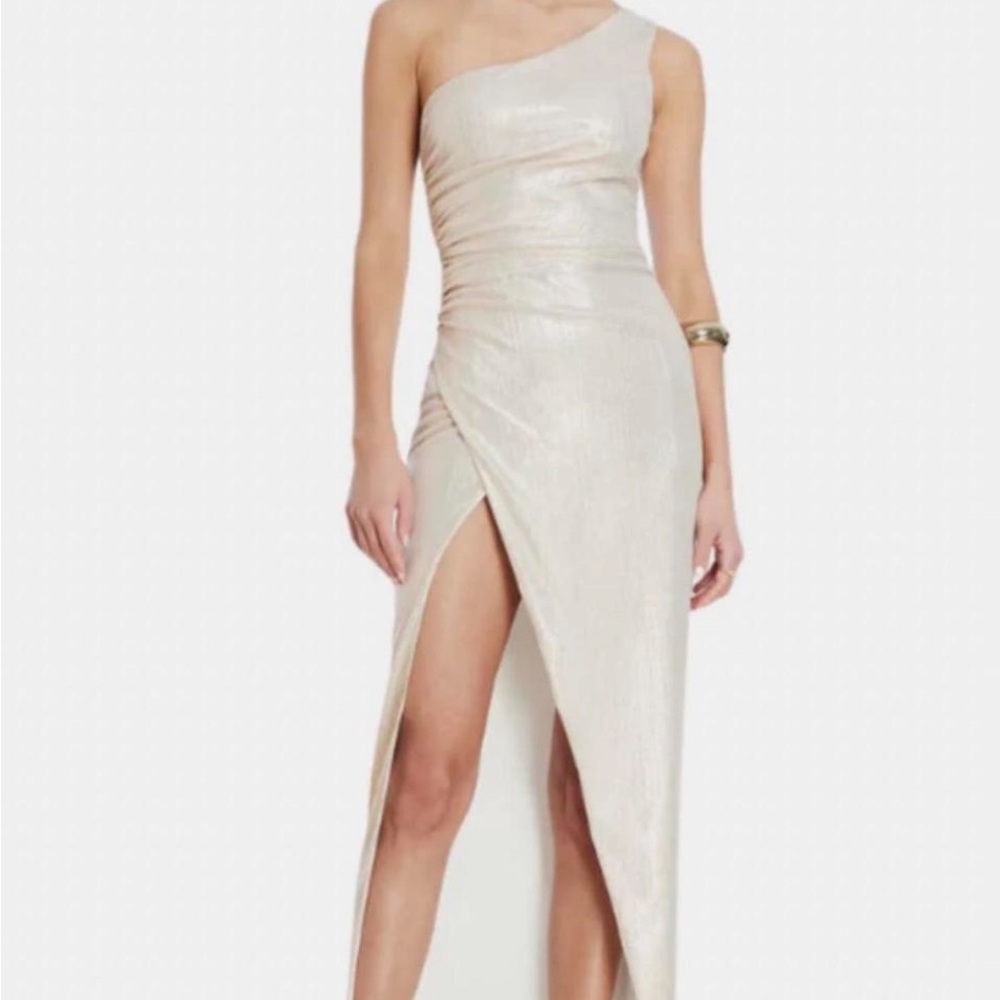 BCBGMAXAZRIA One-Shoulder Cream Dress
